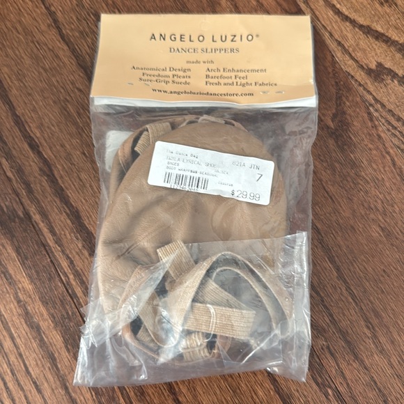 Angelo Lucio Dance slipper size 7 - Picture 2 of 2